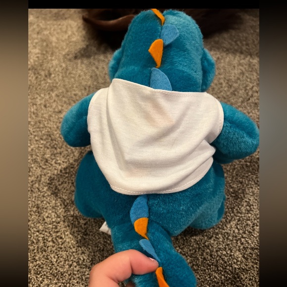 Vintage 90s Planet Hollywood Blue Dinosaur Stuffed Plush Animal w Orlando Shirt - Picture 7 of 9